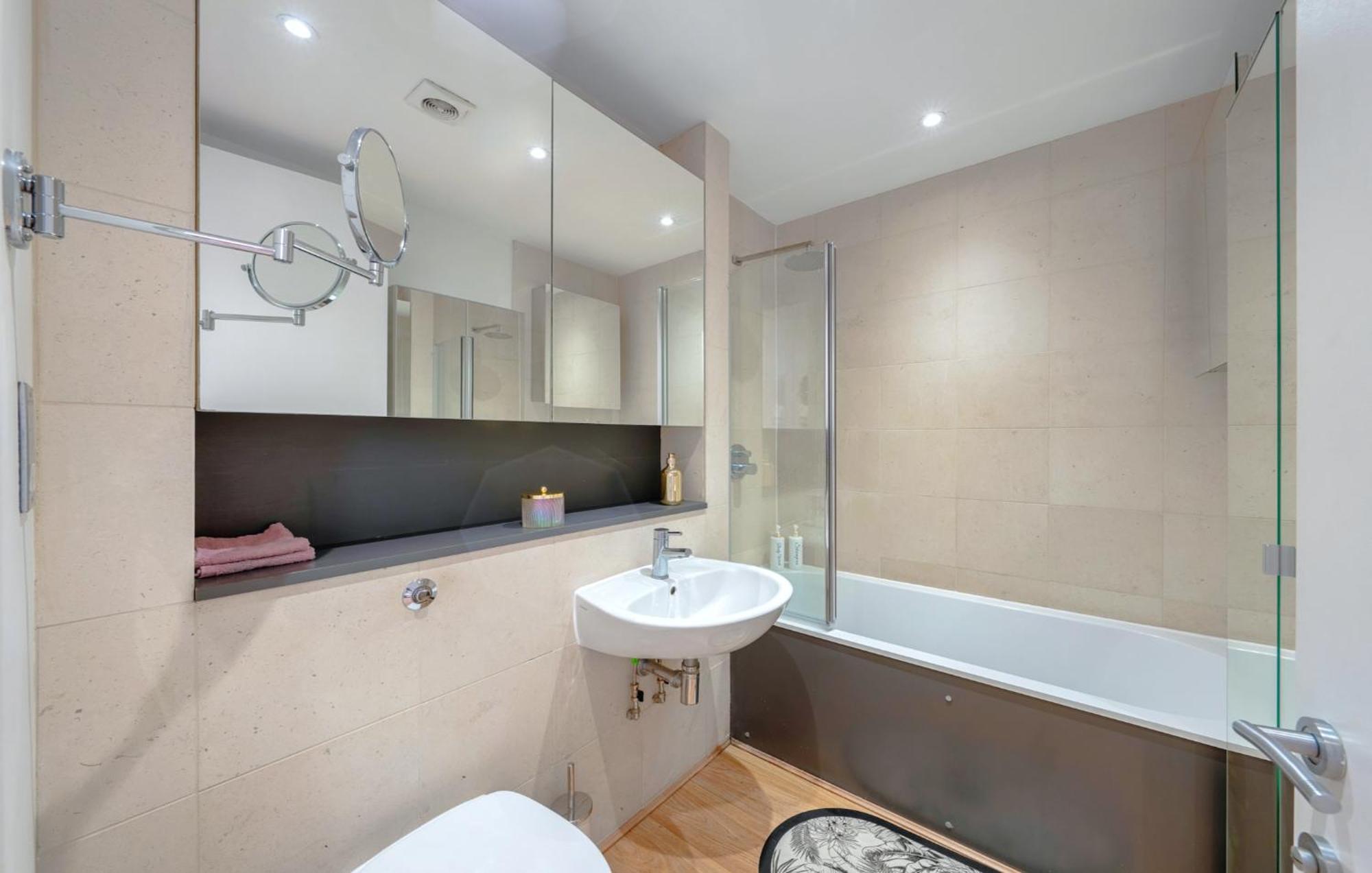 Designer Victorian Flat With Large Terrace Apartment London Exterior photo